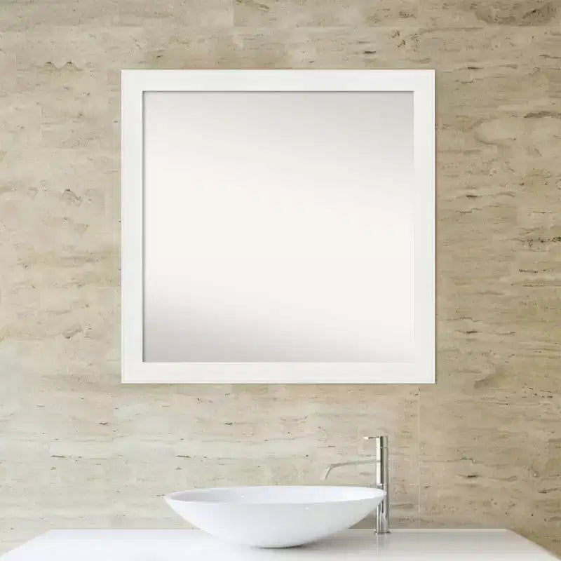 Miroir mural de salle de bain étroit blanc de 30 po x 30 po sans biseau avec quincaillerie de montage, à fixer au mur