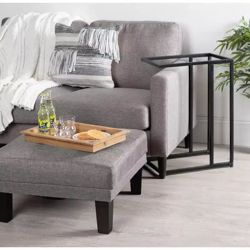 Table d'appoint en C Lockridge en bois et métal
