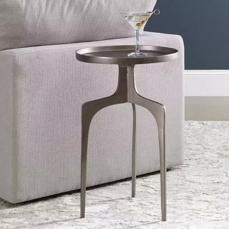 Table d'appoint Kenna 16 en aluminium texturé nickel, large