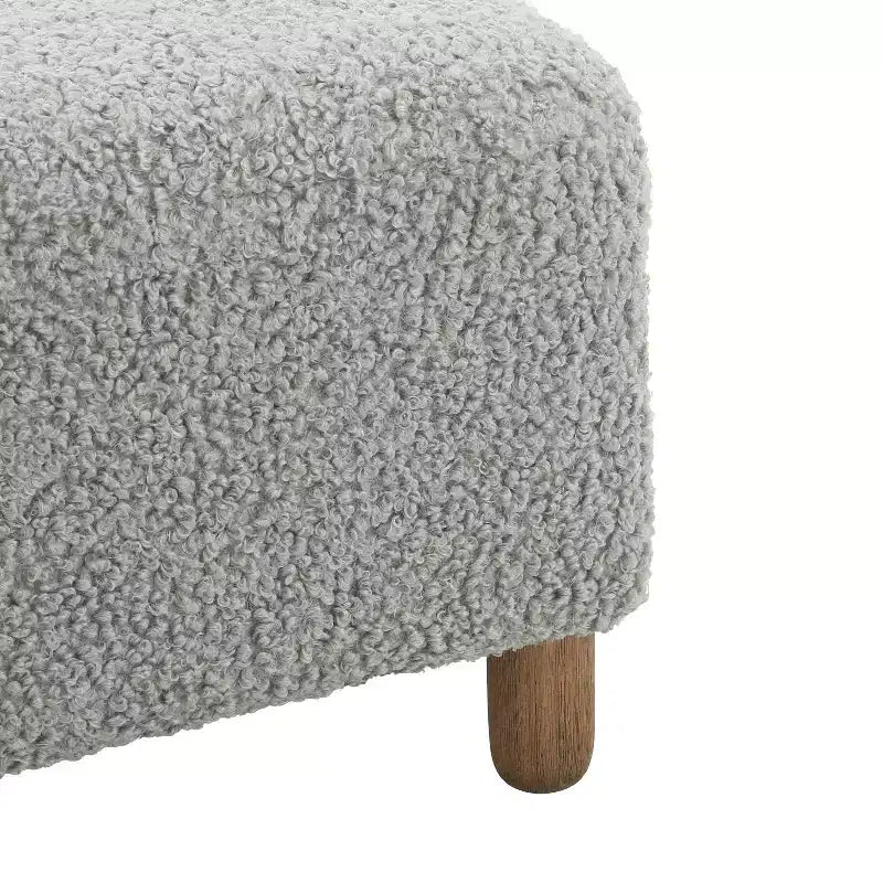 Ottoman en bois rembourré