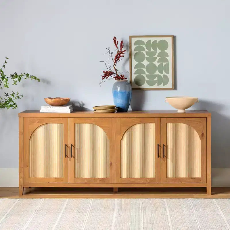 Bahut cannelé moderne de 178 cm avec portes arquées