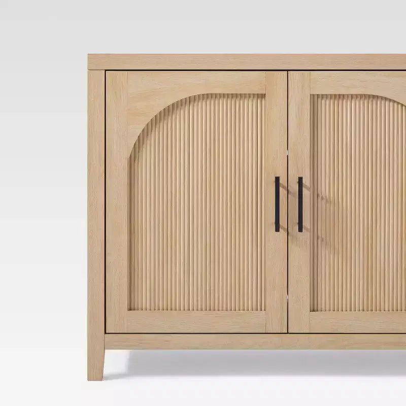 Bahut cannelé moderne de 178 cm avec portes arquées